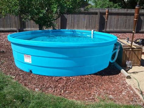 47 DIY Tank Pool for Relax Your Daily Time - Homiku.com | Stock tank pool, Tank pool, Plastic ...