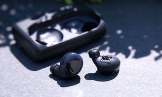 No Humble Bragi: These Wireless Earbuds Translate Any Language | Tom's ...