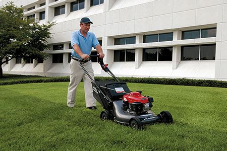 Honda HRC Commercial Walk Behind Mowers | Honda Power Equipment