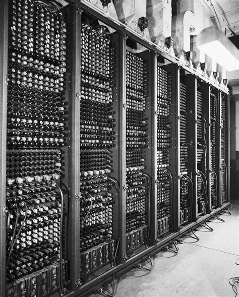 eniac - Google Search | Cool Photos | Pinterest | Allergies, Vacuum tube and Pets