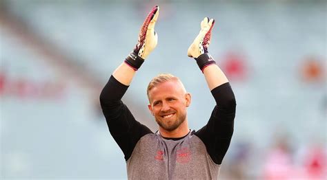 Kasper Schmeichel And Father - Kasper Schmeichel's dream of playing for ...