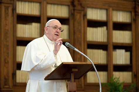 Pope Francis: It is our Christian duty to help people know Jesus