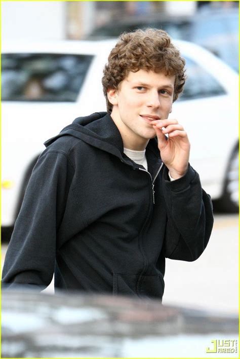 Pin by Olivia on I LOVE JESSE EISENBERG | Pretty men, Michael cera, Actors