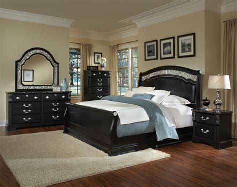 10+ Black Furniture Bedroom Ideas – DECOOMO