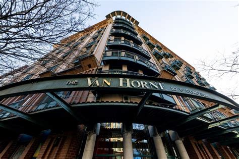 Van Horne | 22 East Cordova Street | Gastown