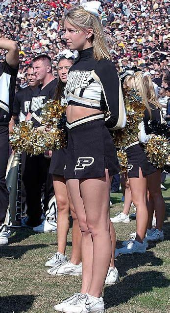 Purdue Boilermakers cheerleaders | Football cheerleaders, Cheerleading, College cheerleading