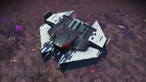 Old school Cylon raider ship and his little brother : r/NoMansSkyTheGame