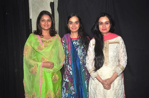 Tejaswini, Shivangi and Padmini Kolhapure at the Krishnarao Kolhapure ...