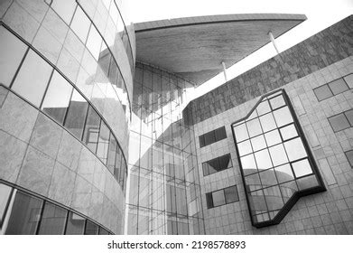 Glass Facade Modern Office Building Stock Photo 2198578893 | Shutterstock