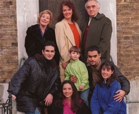 Iconic EastEnders family reunite after 25 years and suddenly it's the ...