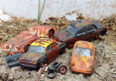 Diecast Car Junkyard Diorama In Scale 1:43 | Diecast cars, Modified ...