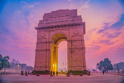 10 Places to See While Visiting Delhi