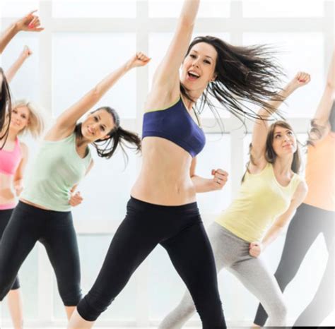 4 điệu nhảy zumba dance cơ bản đơn giản cho người mới bắt đầu – Trung ...