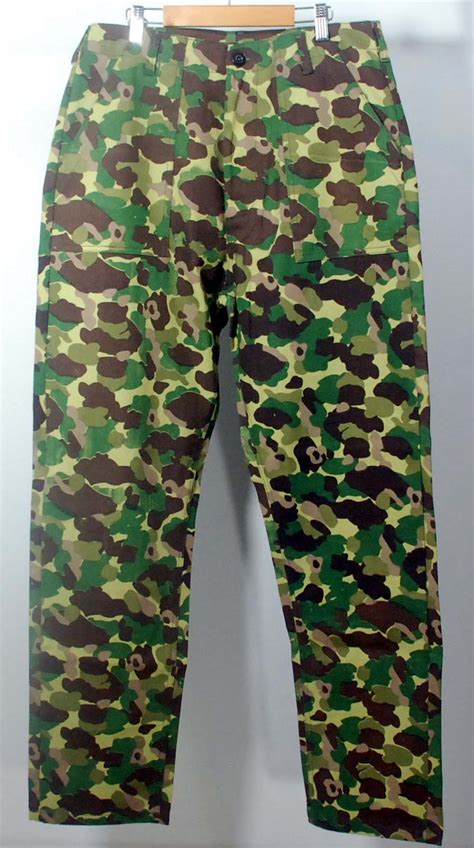 ประมูลสินค้ามือสอง : RARE VTG STYLE DUCK CAMO WORK PANTS Hunting OUTDOORS STREET STYLE