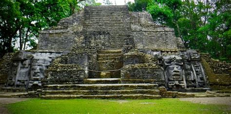 Lamanai Mayan Temple Jungle River Day-Tour | Belize Tours | Jungle ...