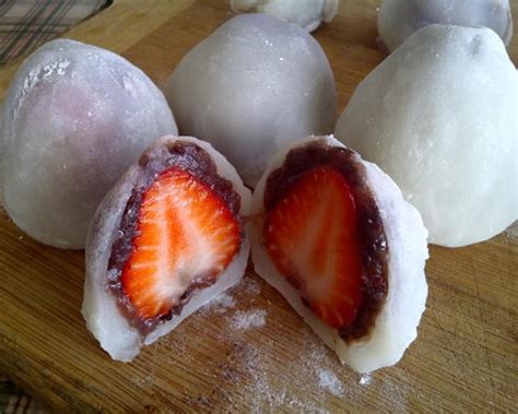 Strawberry Daifuku Recipe