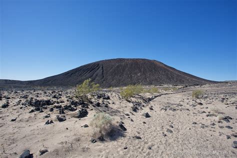 Amboy Crater: Hiking Through a Lava Field to a Volcano | California Through My Lens