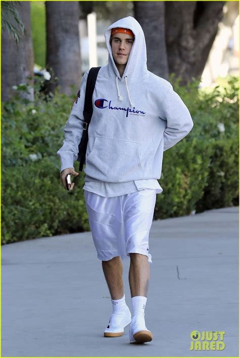 Justin Bieber Hits the Gym & Goes for a Hike at Runyon Canyon!: Photo ...