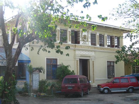 Municipal Hall, Bulan, Sorsogon - a photo on Flickriver