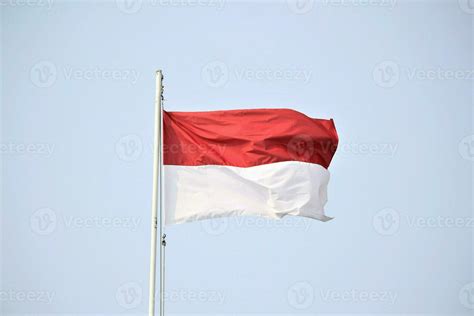 indonesian flag red and white 26343573 Stock Photo at Vecteezy