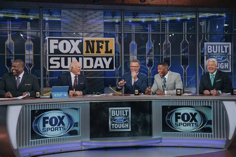 Fox's NFL pregame show takes place in broadcast Hall of Fame