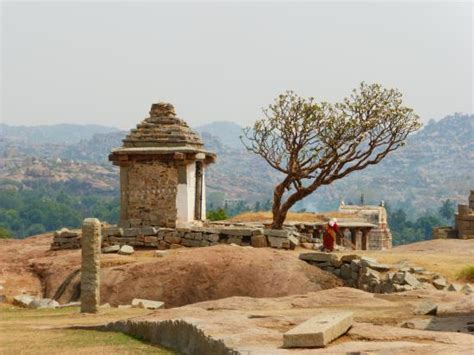 Hemakuta Hill Temple Complex (Hampi) - 2020 All You Need to Know Before You Go (with Photos ...