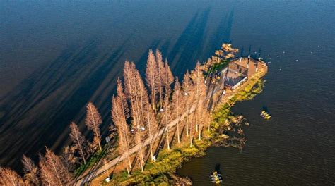 View of Dianchi Lake in Kunming, SW China's Yunnan- China.org.cn