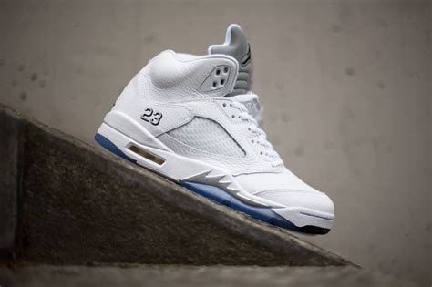 Air Jordan 5 Retro "Metallic Silver" Release Reminder | Air jordans retro, Air jordans, Jordans ...