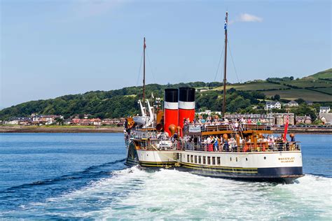 Waverley paddle steamers breaks down in the Clyde leaving hundreds of punters stranded for FIVE ...