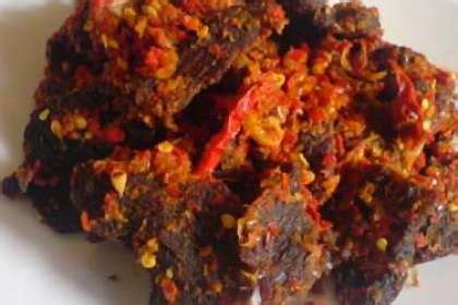 Spicy beef jerky (dendeng balado) - Recipe Petitchef