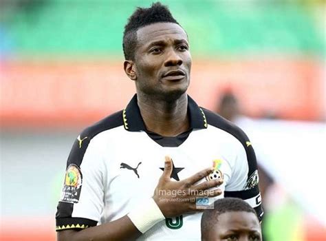 VIDEO: Ghana legend Asamoah Gyan touched by $100 gift from die-hard fan ...