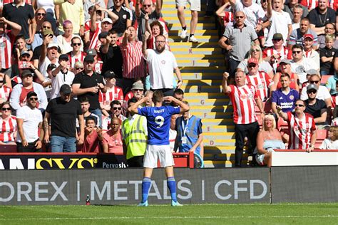 Jamie Vardy celebration for Leicester goal at Sheffield United was pre-planned - Sheffield ...