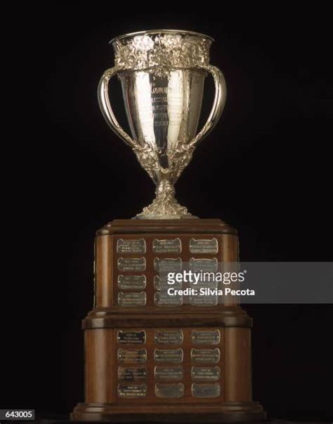 Calder Trophy Photos and Premium High Res Pictures - Getty Images