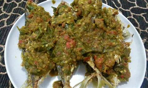 Cara masak ikan kembung sambal balado hijau | Resep masakan ikan