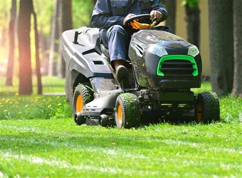 Lawn Mower Repair Price List for 2024 | Checkatrade