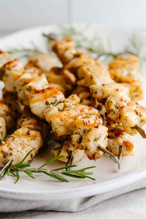Chicken Kabobs in the Oven (Quick and easy!) - Pinch and Swirl