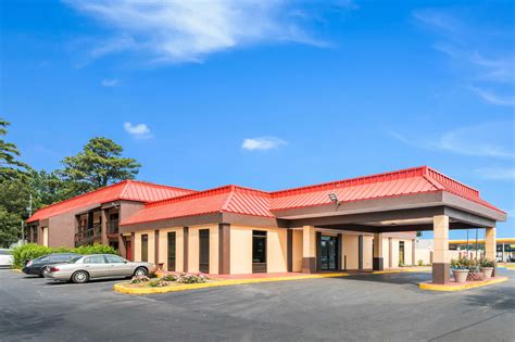 Quality Inn Hotels in Starkville, MS by Choice Hotels