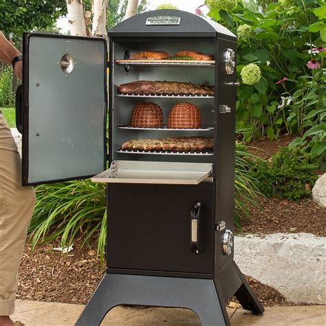 Broil King Smoke™ Vertical Charcoal 770 Square Inches Smoker & Reviews ...