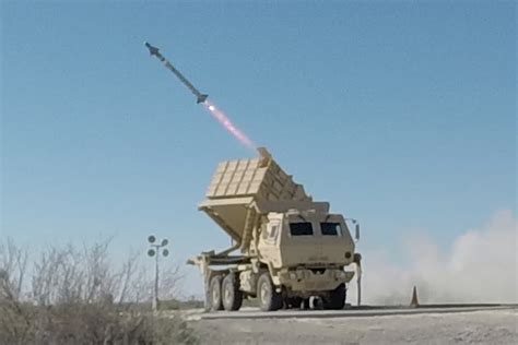 The U.S. Army's New Missile Launcher Has a Super Game Changing Trick Up ...