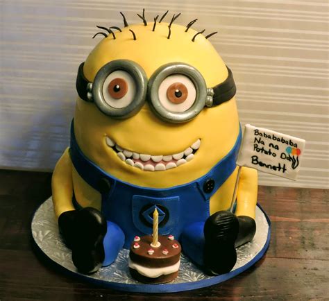 Cakes...Or Something Like That: Minion Birthday Cake