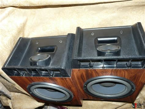 Bose 301 Series IV Direct/Reflecting Stereo Speakers Photo #588540 - Canuck Audio Mart