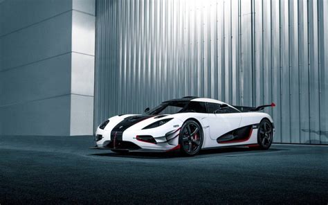 Download Koenigsegg Automotive AB 4K HD Photos iPhone Wallpaper - GetWalls.io