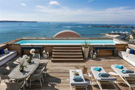 The 15 Best Beachfront Hotels in France