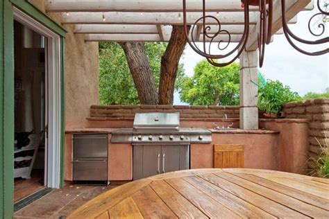 How Much Does an Outdoor Kitchen Cost? 3 Vivid Cost Examples