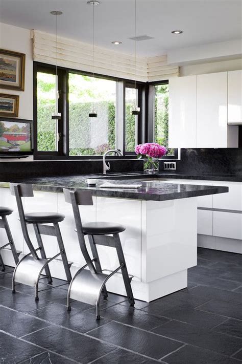 Black And White Kitchen Floor Ideas