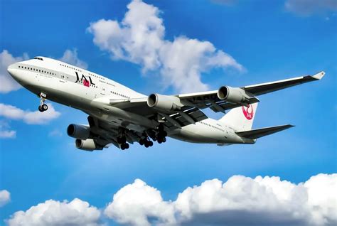 🟢 DidYouKnow | In 2001, Japan Airlines Flight 907, a Boeing 747-400, and Flight 958, a DC-10-40 ...