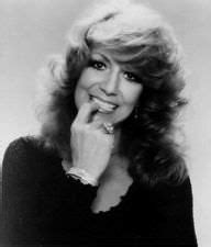 Dottie West - Celebrity biography, zodiac sign and famous quotes