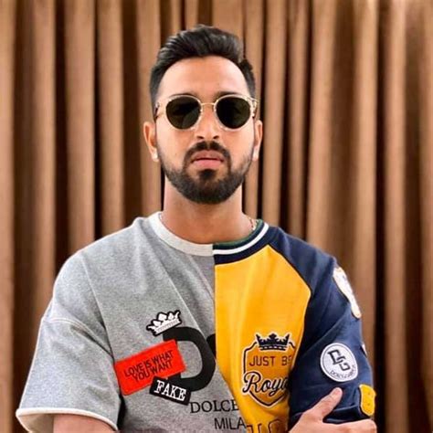 Krunal Pandya Bio, Family Details, Qualification, IPL, Net Worth, Wife ...