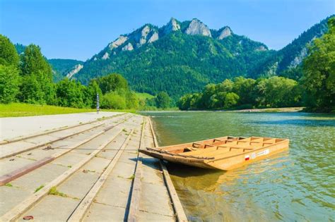 Dunajec River Rafting Tour from Krakow - MrShuttle.com