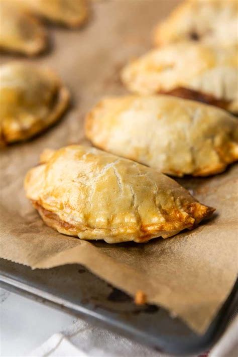 How To Make Easy Sweet Empanadas {+ video} - The Tortilla Channel